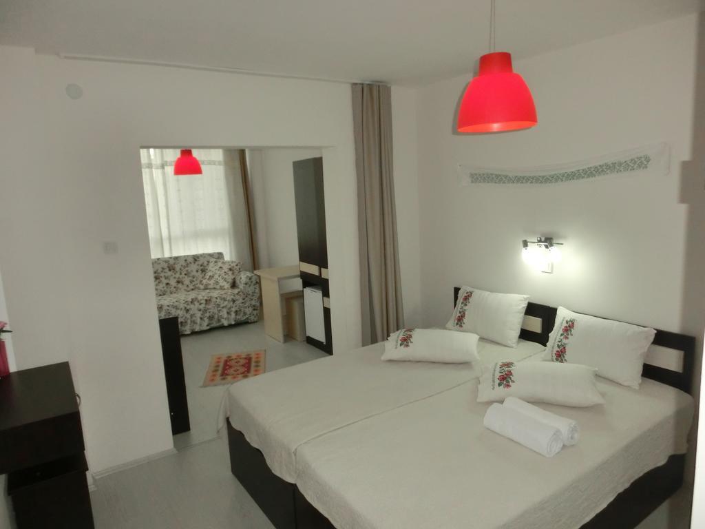 Cesme Ada Hotel Zewnętrze zdjęcie